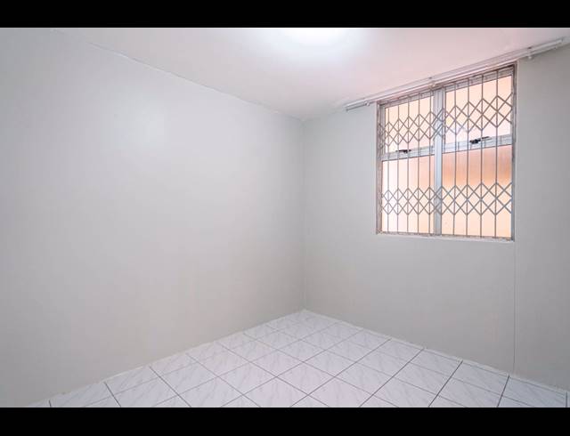 2 BEDROOM FLAT FOR SALE IN SHERWOOD